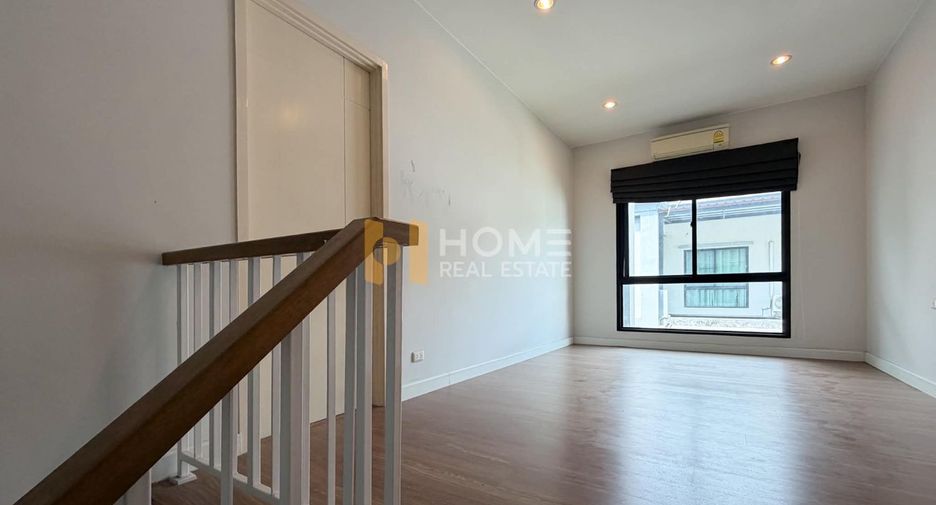 For sale 3 bedrooms house in Phasi Charoen, Bangkok