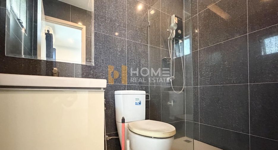 For sale 3 bedrooms house in Phasi Charoen, Bangkok