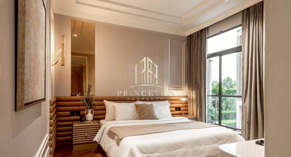 For rent and for sale 5 bedrooms house in Phra Khanong, Bangkok