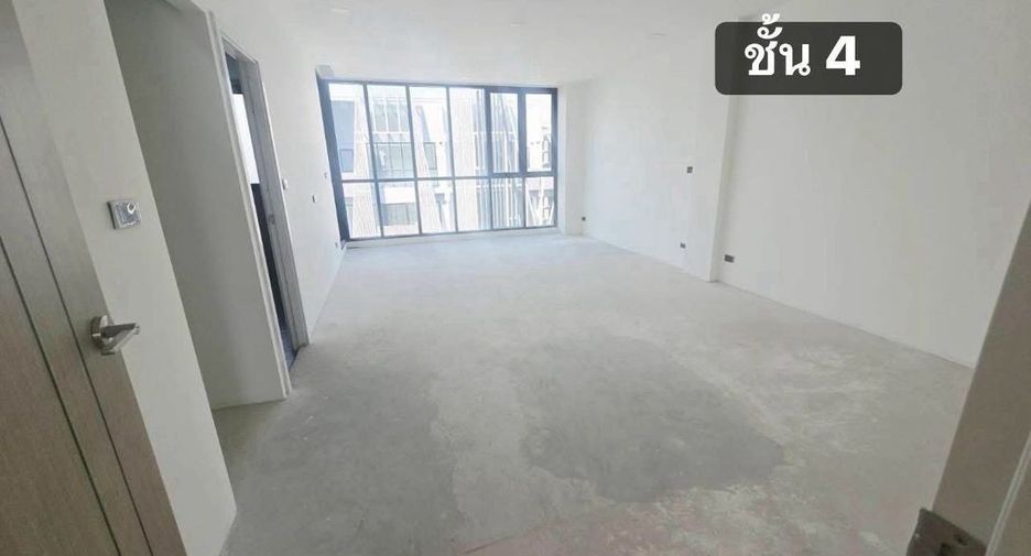 For rent 8 bedrooms office in Bang Khae, Bangkok