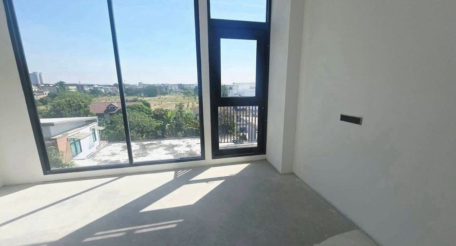For rent 8 bedrooms office in Bang Khae, Bangkok