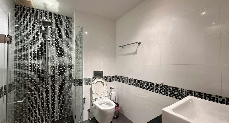 Condo en alquiler de 1 habitaciones en Pratumnak, Pattaya
