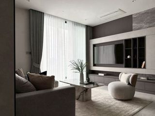 For rent 3 bedrooms condo in Sathon, Bangkok