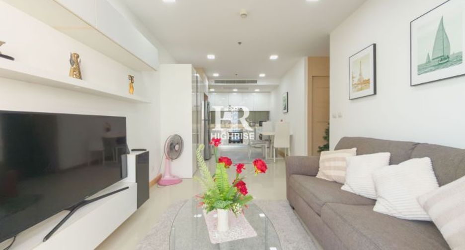 For rent 2 bedrooms condo in North Pattaya, Pattaya