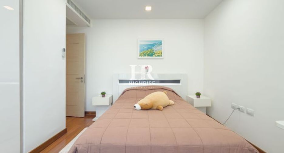 For rent 2 bedrooms condo in North Pattaya, Pattaya