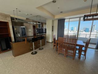 For rent 3 bedrooms condo in Watthana, Bangkok