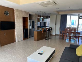 For rent 3 bedrooms condo in Watthana, Bangkok