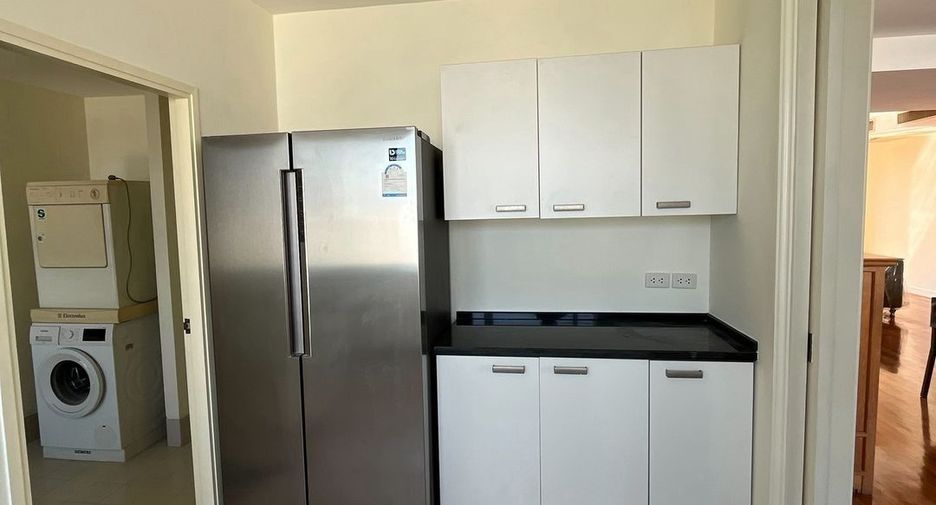 For rent 4 ベッドルーム condo in Watthana, Bangkok