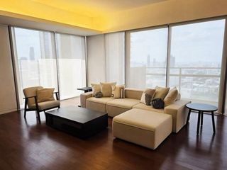 Condo en alquiler de 2 habitaciones en Pathum Wan, Bangkok