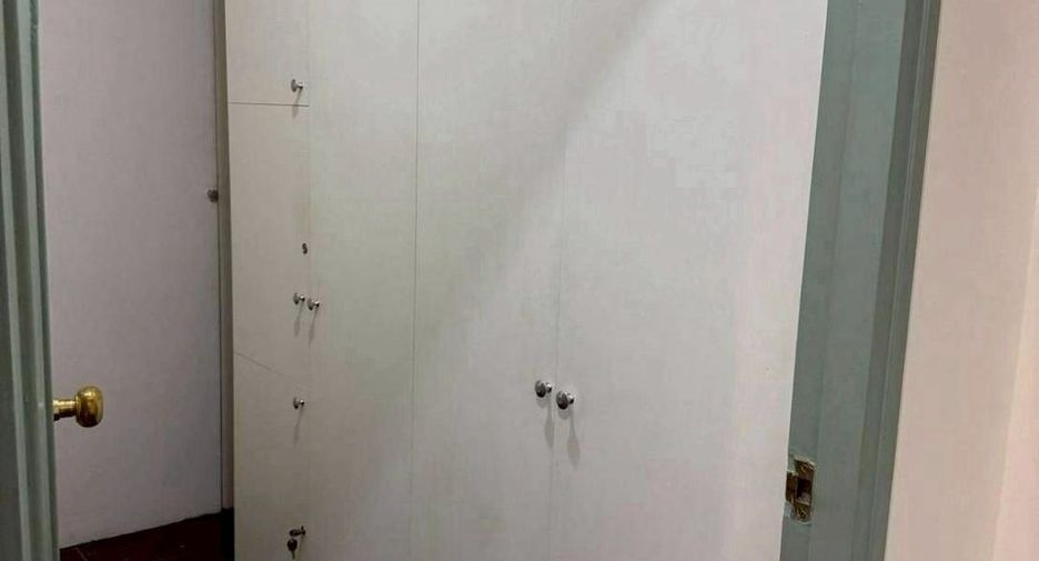 Аренда торговое помещение в Щаттхана, Бангкок