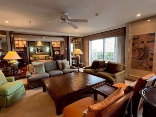 For rent 2 bedrooms condo in Sathon, Bangkok