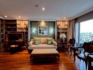 For rent 2 bedrooms condo in Sathon, Bangkok