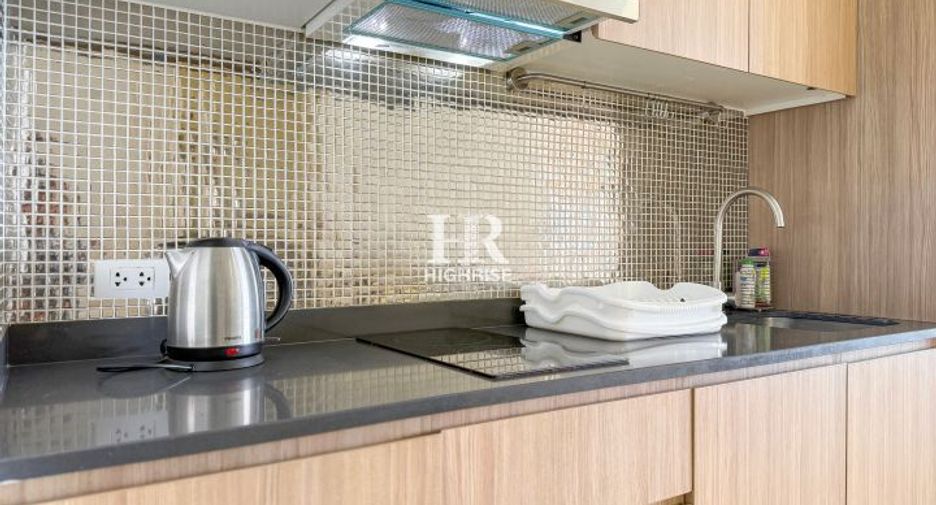 For rent 2 bedrooms condo in North Pattaya, Pattaya
