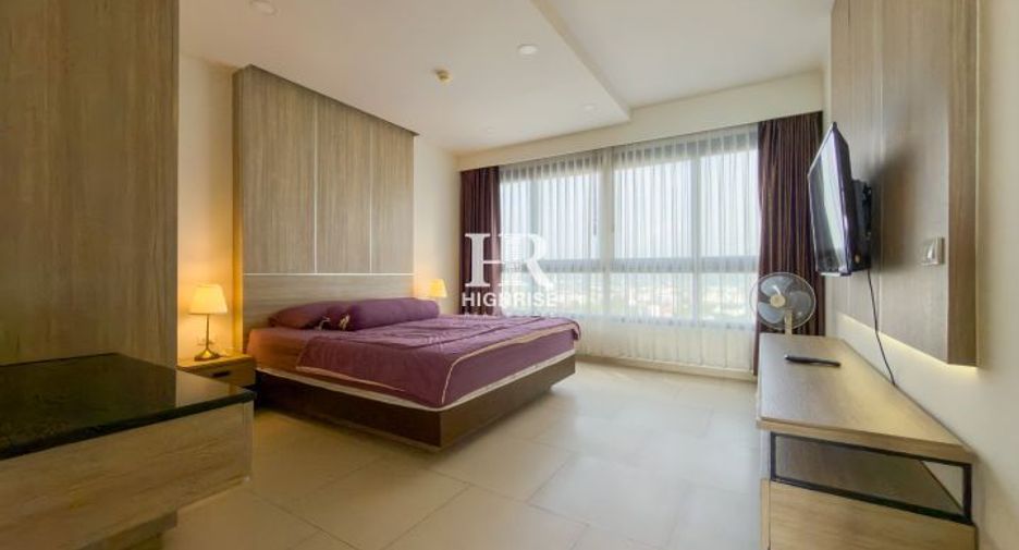 For rent 2 bedrooms condo in North Pattaya, Pattaya
