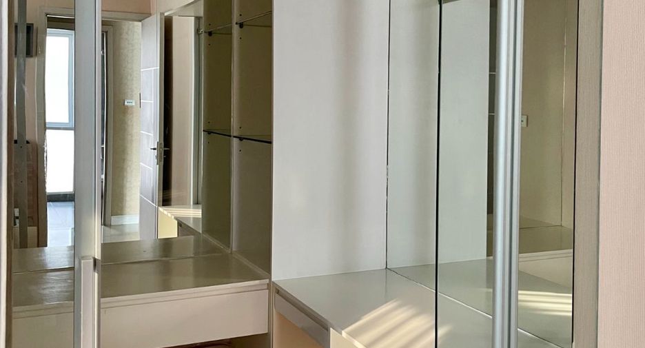 For sale 3 bedrooms condo in Central Pattaya, Pattaya