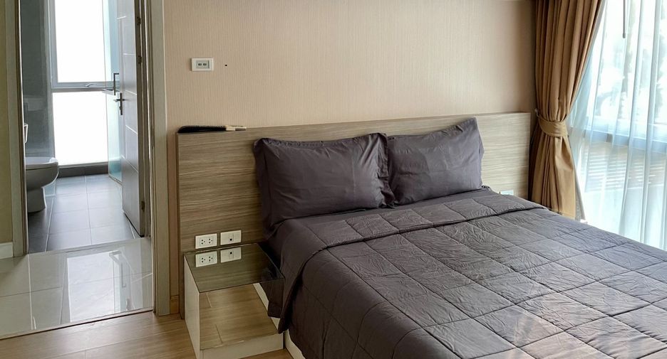 For sale 3 bedrooms condo in Central Pattaya, Pattaya