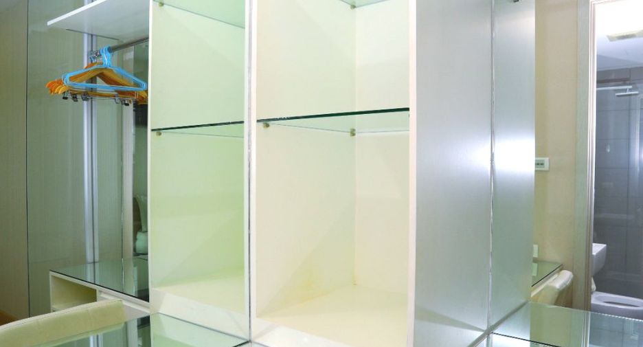 For sale 3 bedrooms condo in Central Pattaya, Pattaya