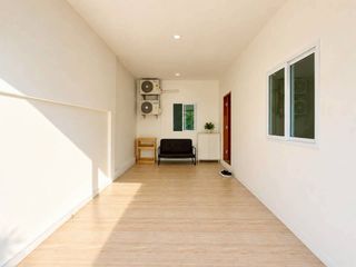 Casa adosada en venta de 2 habitaciones en Kathu, Phuket