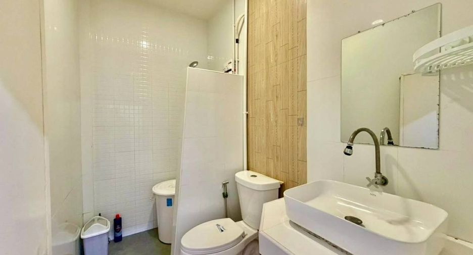 Casa adosada en venta de 2 habitaciones en Kathu, Phuket