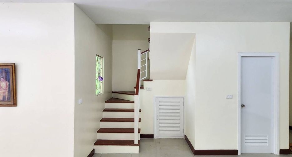 Reihenhaus zum Kauf mit 3 Zimmer in Bang Phli, Samut Prakan