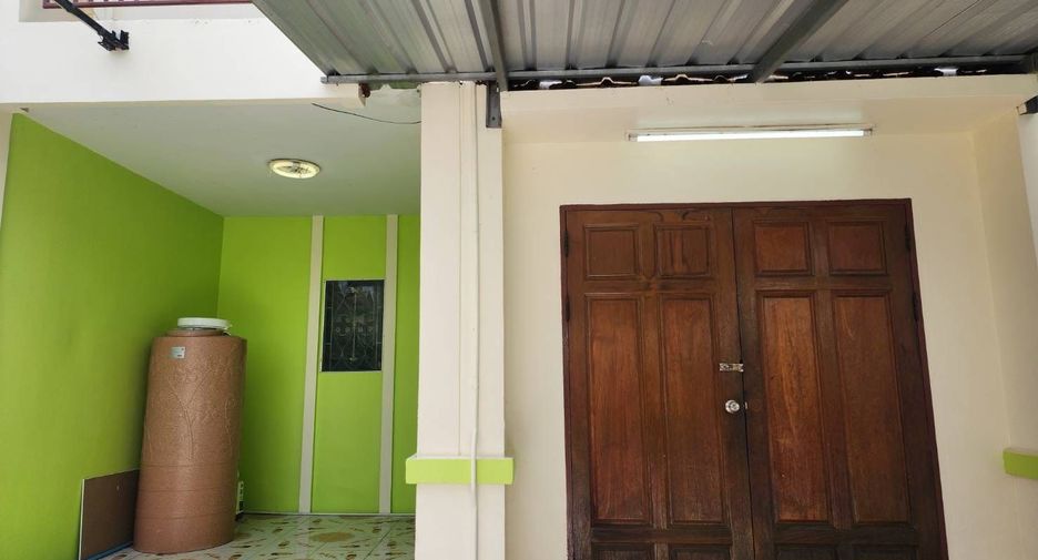 Reihenhaus zum Kauf mit 3 Zimmer in Bang Phli, Samut Prakan