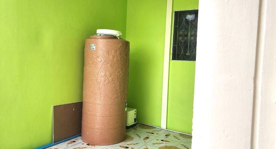 Reihenhaus zum Kauf mit 3 Zimmer in Bang Phli, Samut Prakan