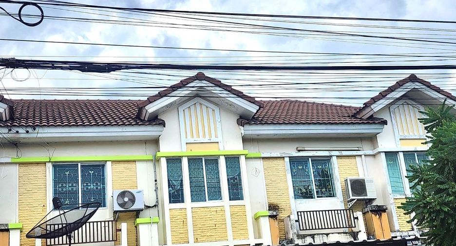 Reihenhaus zum Kauf mit 3 Zimmer in Bang Phli, Samut Prakan