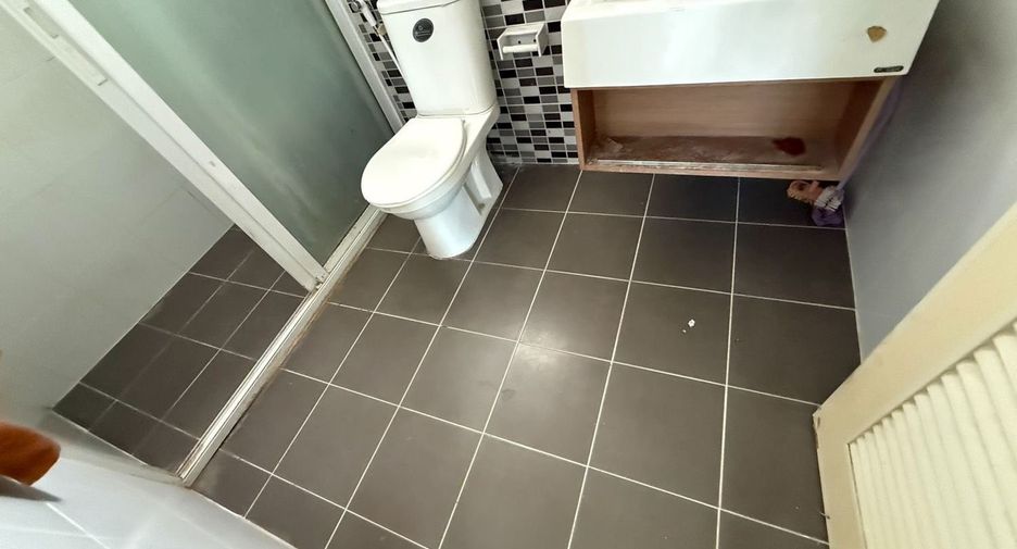 Reihenhaus zum Kauf mit 3 Zimmer in Bang Phli, Samut Prakan