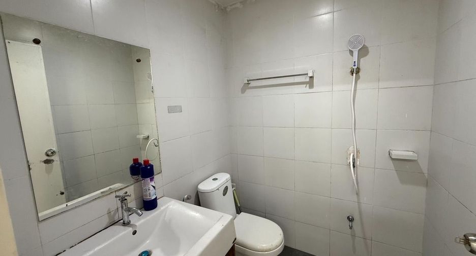 Reihenhaus zum Kauf mit 3 Zimmer in Bang Phli, Samut Prakan