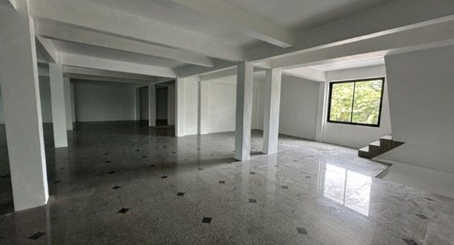 Local comercial en venta de 1 habitaciones en Bangkok Yai, Bangkok