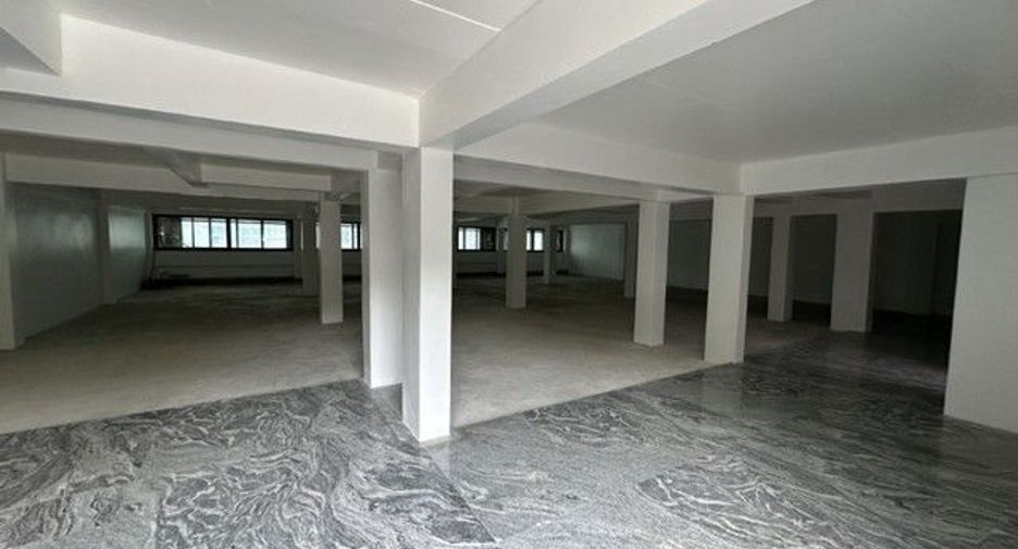 Local comercial en venta de 1 habitaciones en Bangkok Yai, Bangkok