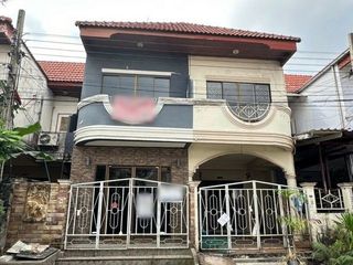 For sale 1 bed townhouse in Lat Krabang, Bangkok