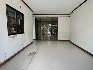For sale 1 bed townhouse in Lat Krabang, Bangkok