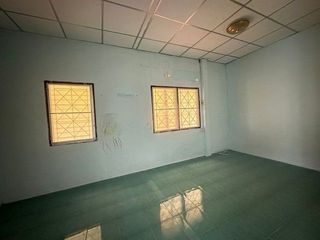 出售 1 卧室 联排别墅 在 Nong Chok, 曼谷