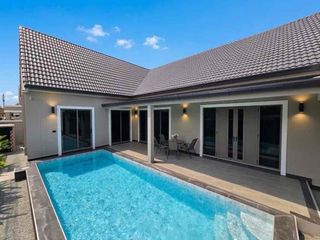 For sale 3 bedrooms villa in Bang Lamung, Chonburi