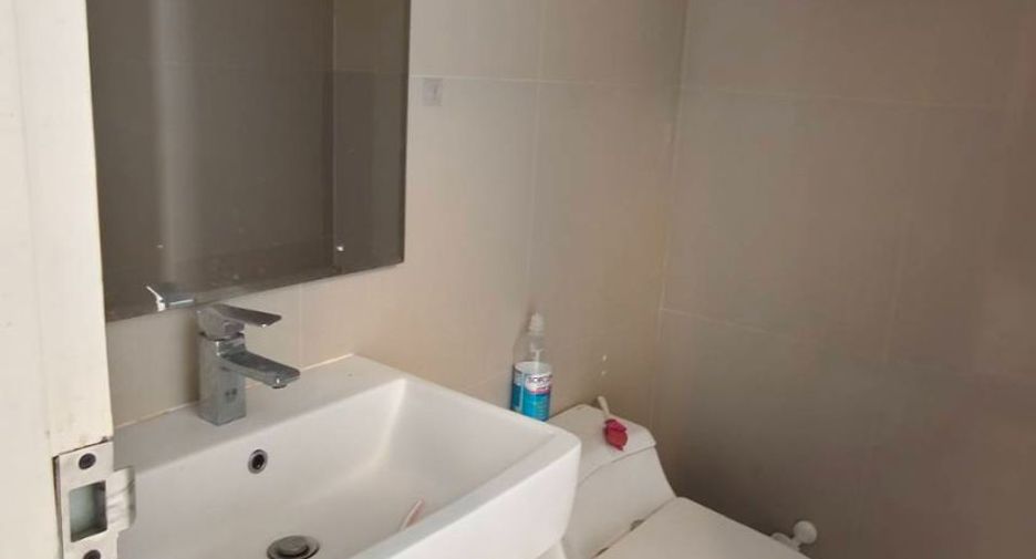 For sale 4 bedrooms townhouse in Prawet, Bangkok