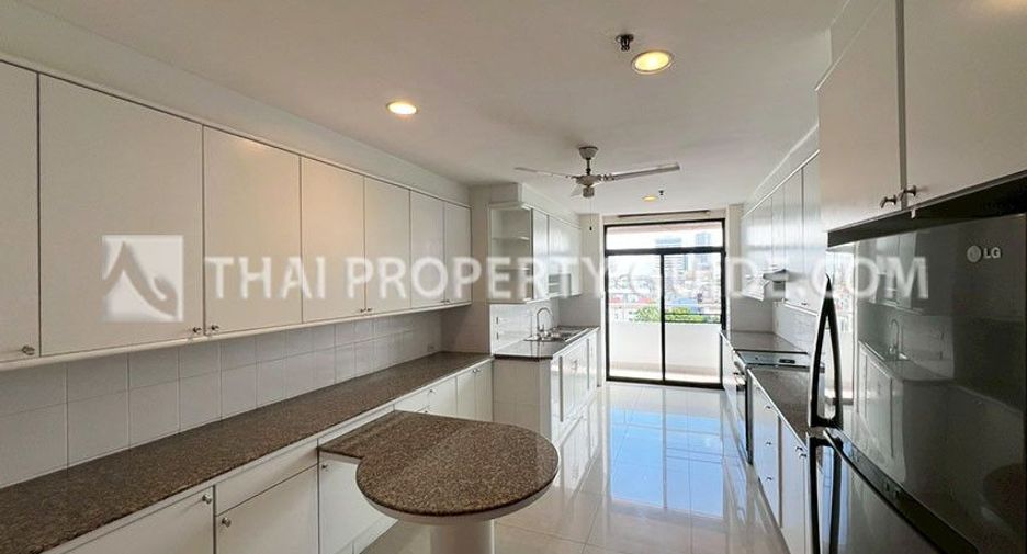 For rent 5 bedrooms apartment in Watthana, Bangkok