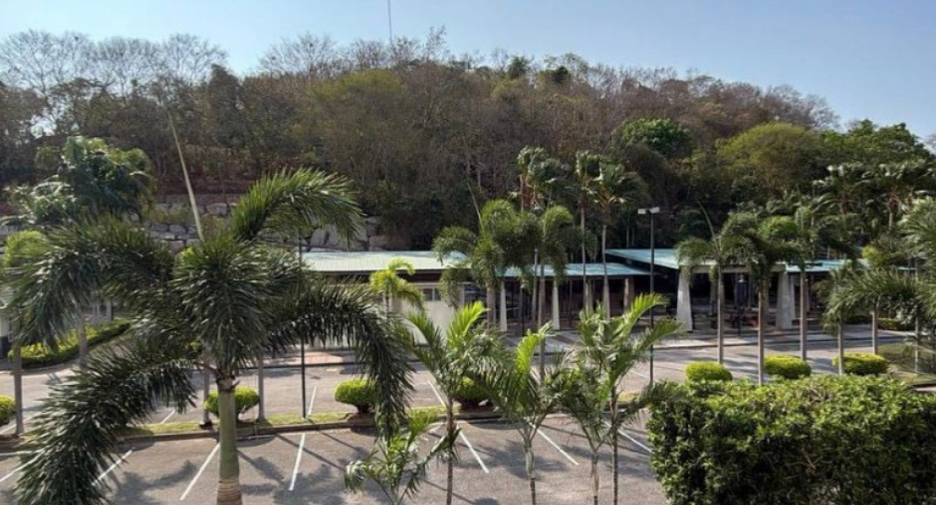 For sale 2 bedrooms condo in Pratumnak, Pattaya
