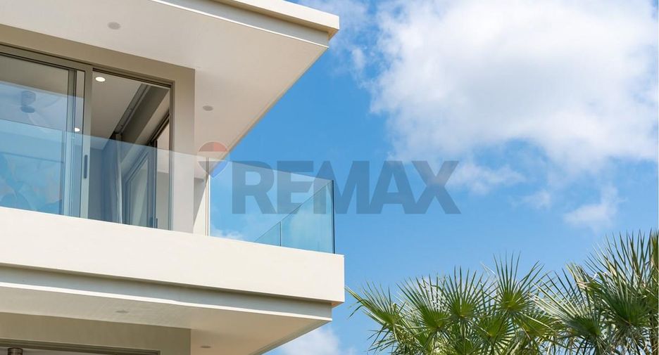 For sale 3 bedrooms villa in Ko Samui, Surat Thani