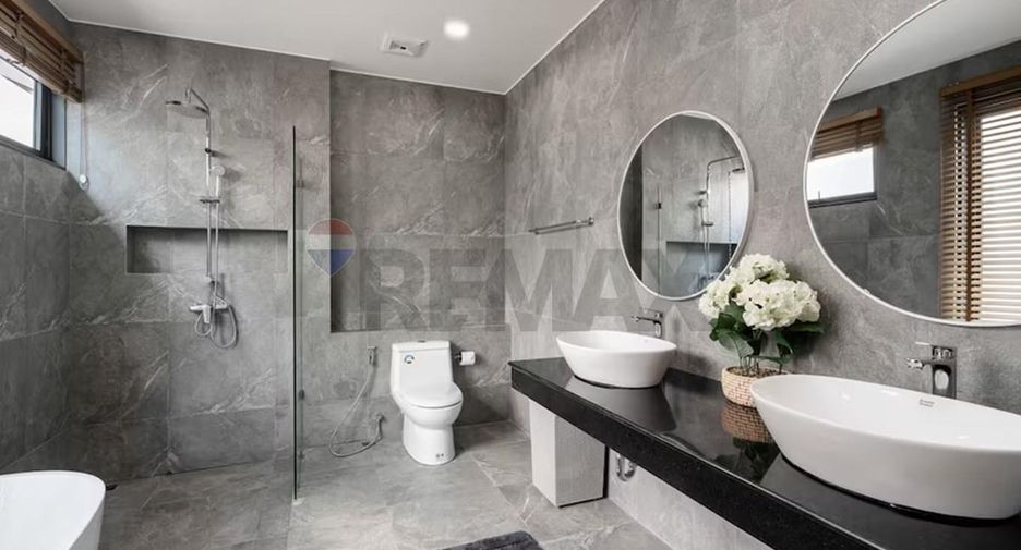 For sale 3 bedrooms villa in Ko Samui, Surat Thani