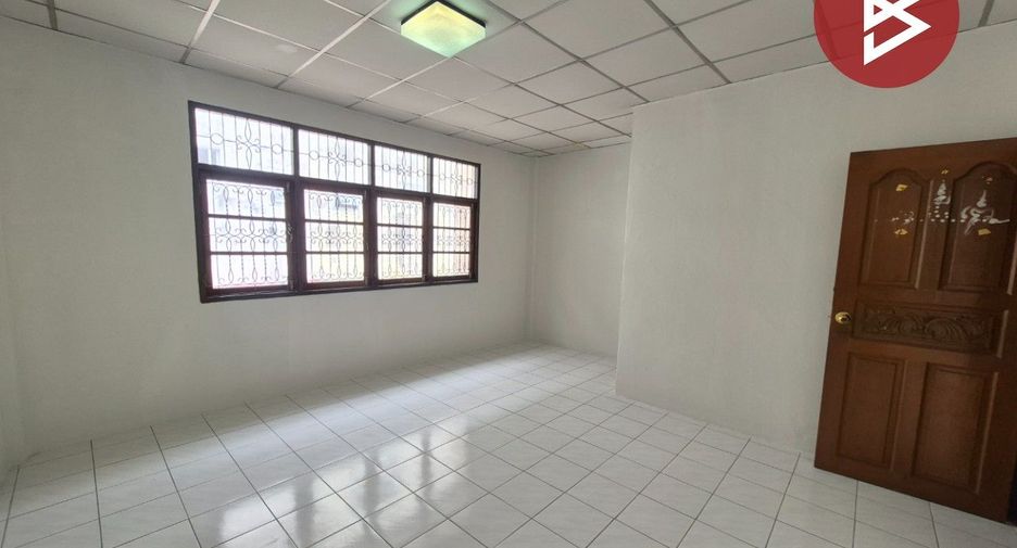 Casa adosada en venta de 2 habitaciones en Mueang Samut Prakan, Samut Prakan