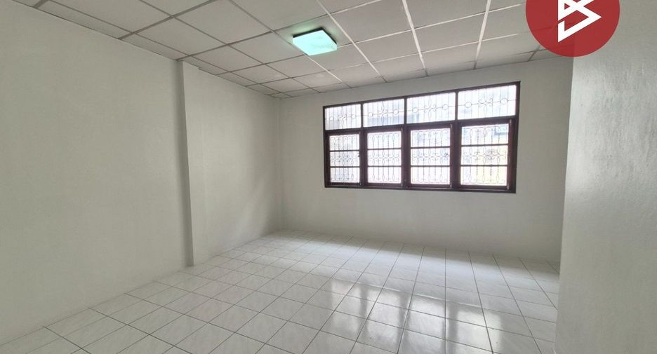 Casa adosada en venta de 2 habitaciones en Mueang Samut Prakan, Samut Prakan
