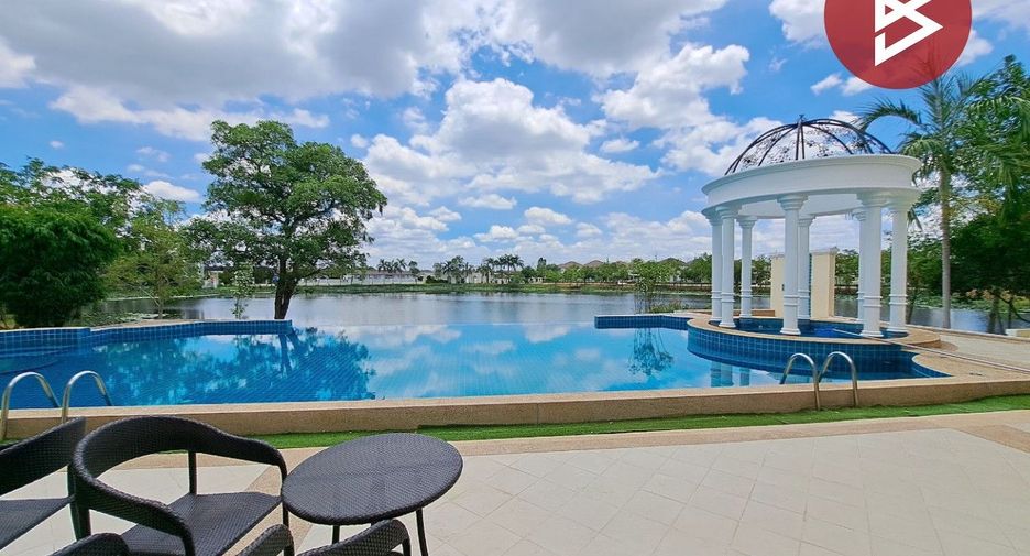 For sale 3 ベッドルーム house in Mueang Nakhon Pathom, Nakhon Pathom