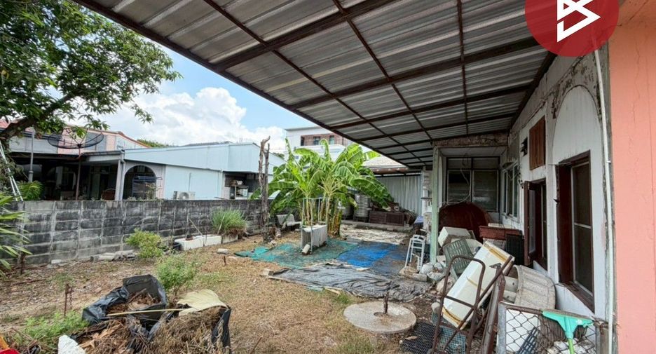 For sale 3 bedrooms house in Bueng Kum, Bangkok