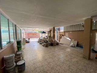 For rent 4 bedrooms house in Phaya Thai, Bangkok