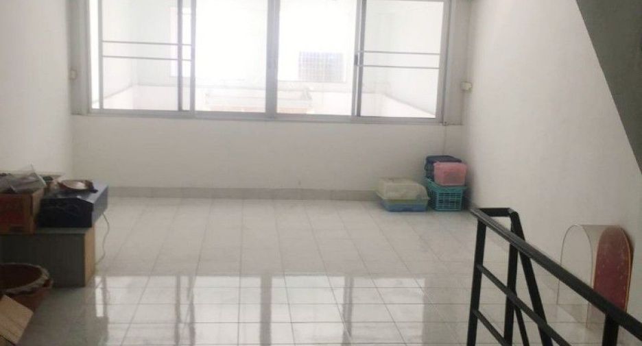 For sale 1 bed retail Space in Thung Khru, Bangkok