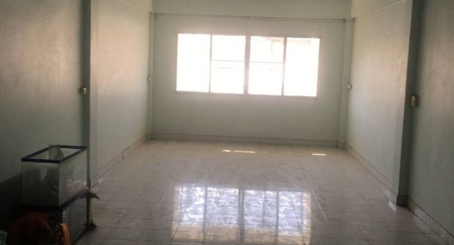 For sale 1 bed retail Space in Thung Khru, Bangkok