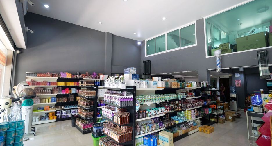 Local comercial en alquiler de 1 habitaciones en Nong Khaem, Bangkok
