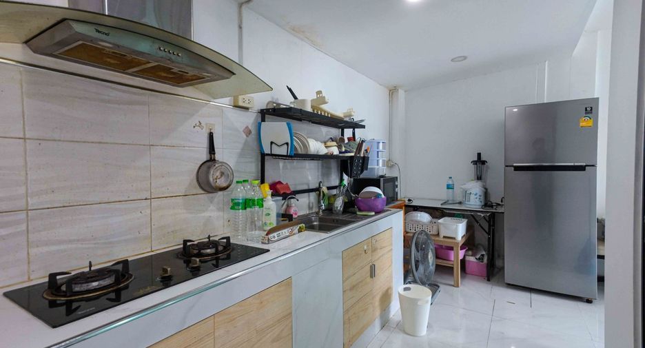 For sale 2 bedrooms house in Lam Luk Ka, Pathum Thani