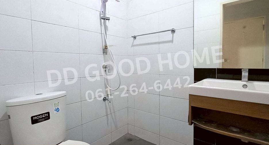 Reihenhaus zum Kauf mit 2 Zimmer in Bang Khae, Bangkok